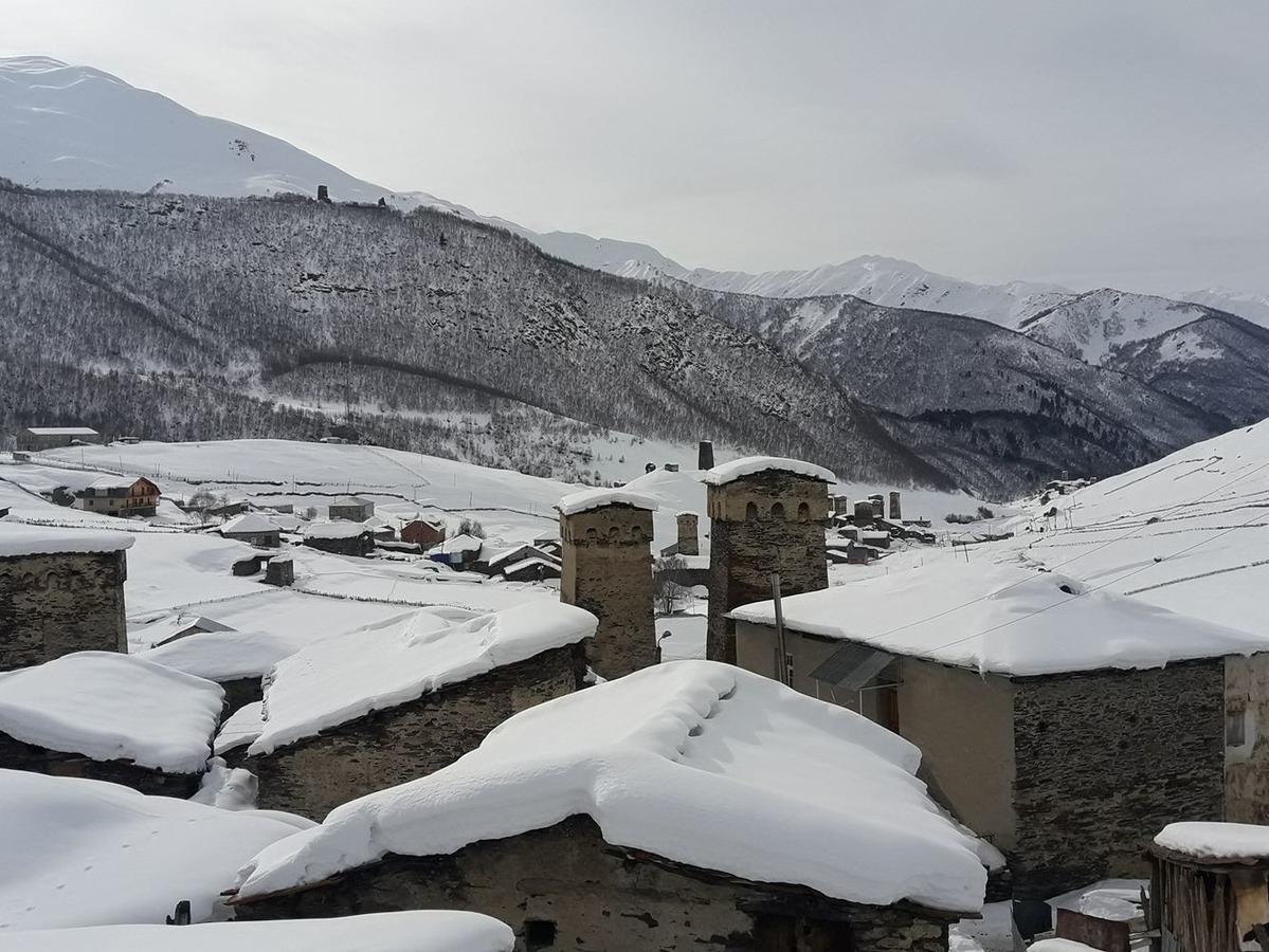 Ushguli Hotel Riho Esterno foto