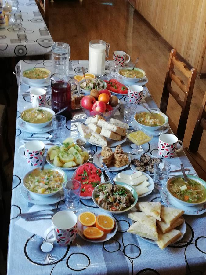 Ushguli Hotel Riho Esterno foto